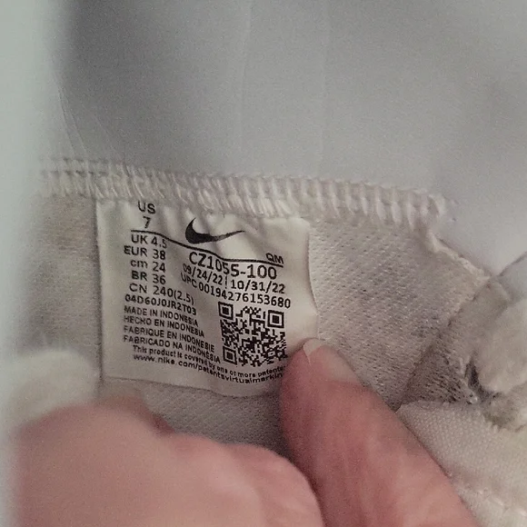 Nike Blazer Mid '77 Vintage White Black Sneakers | Women’s 7 - Picture 6 of 9